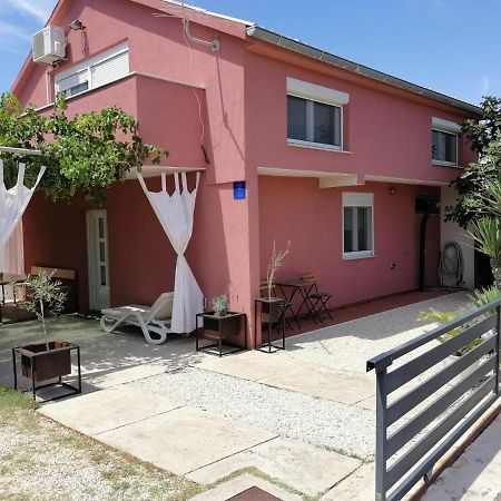 Ražanac House For Rent Paolaヴィラ エクステリア 写真