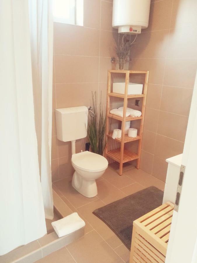 Ražanac House For Rent Paolaヴィラ エクステリア 写真
