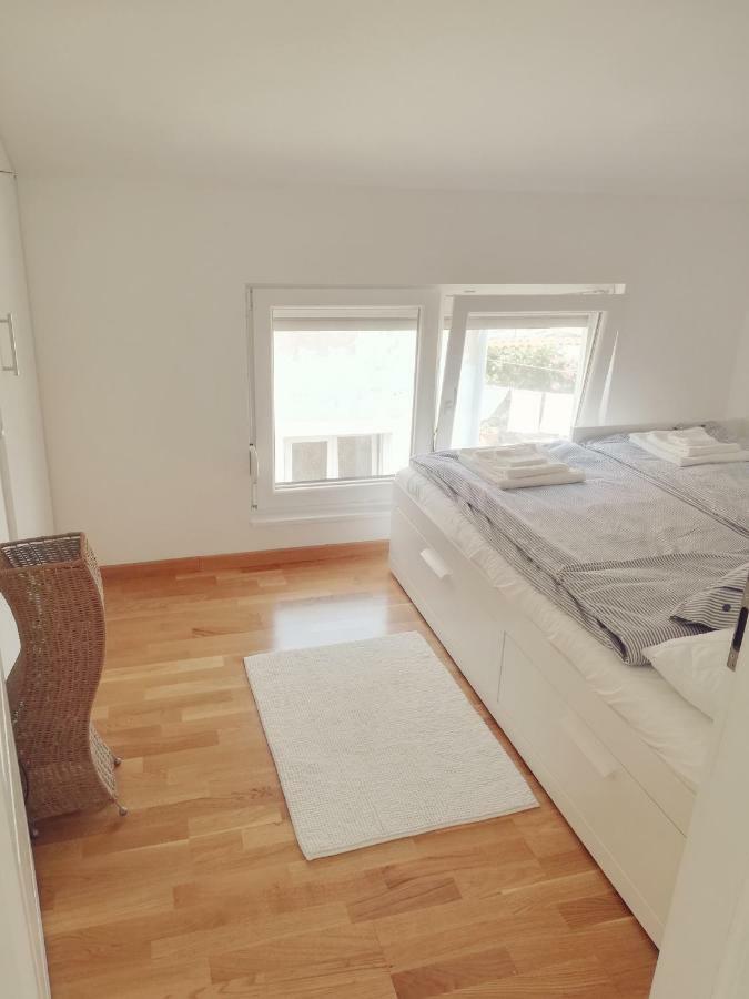 Ražanac House For Rent Paolaヴィラ エクステリア 写真