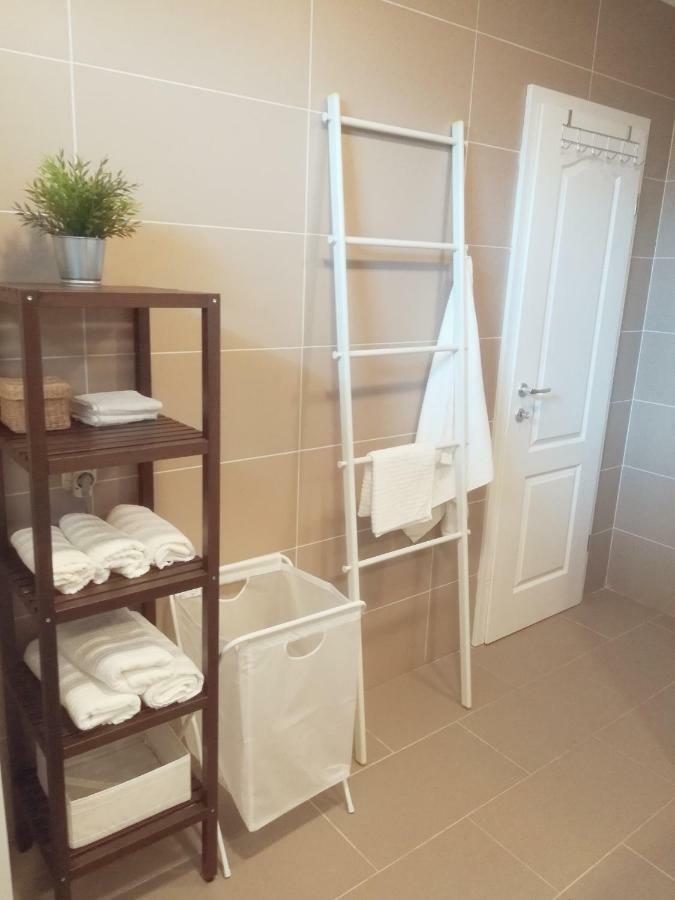 Ražanac House For Rent Paolaヴィラ エクステリア 写真