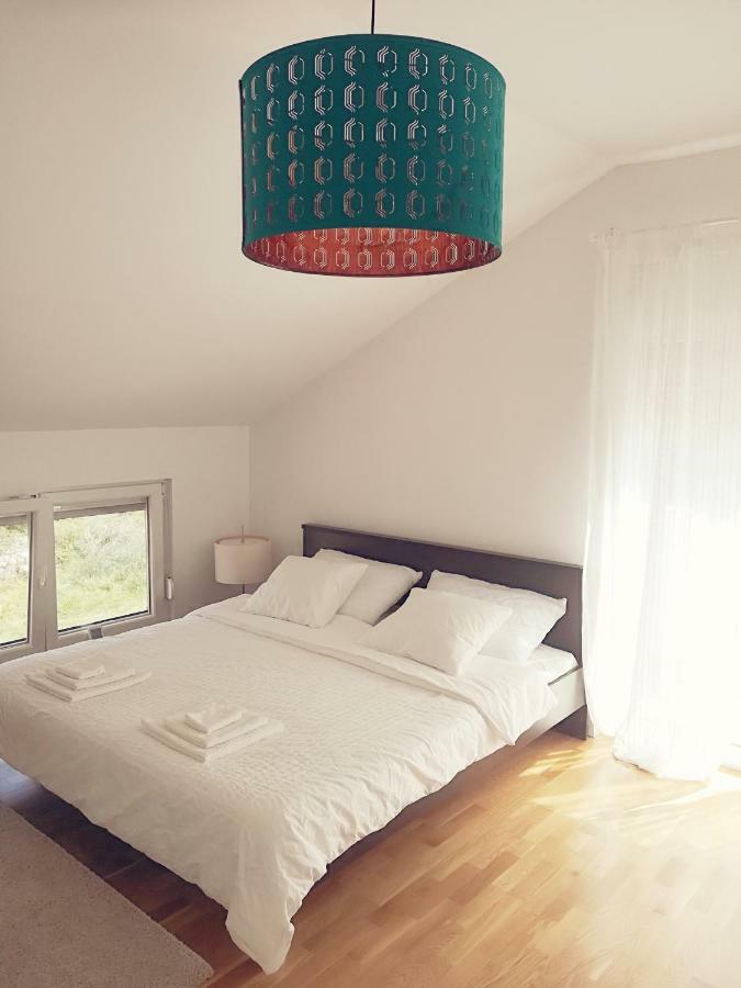 Ražanac House For Rent Paolaヴィラ エクステリア 写真